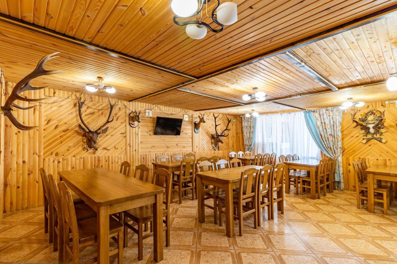 Hotel Zeleniy Bir à Bukovel Extérieur photo