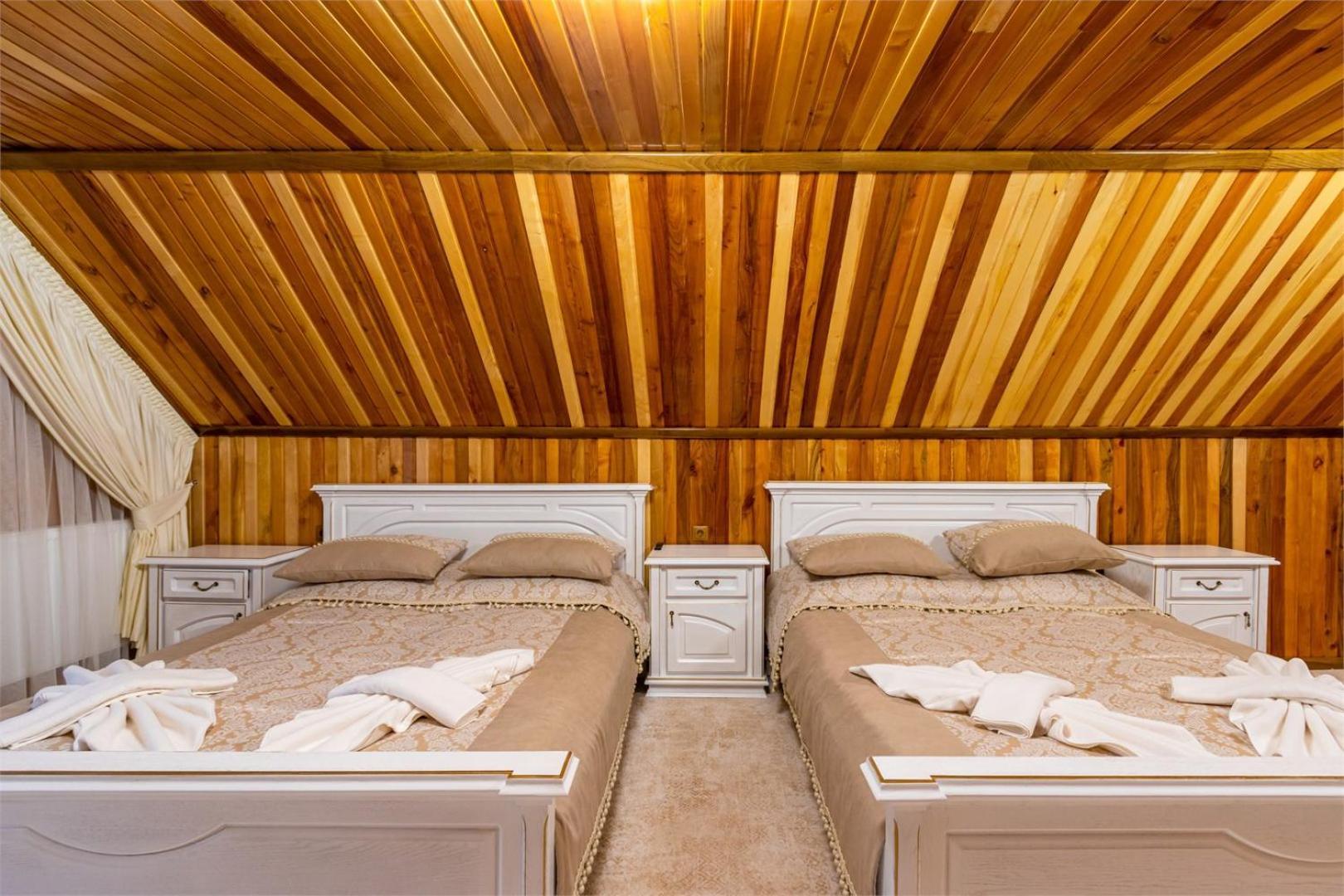 Hotel Zeleniy Bir à Bukovel Extérieur photo